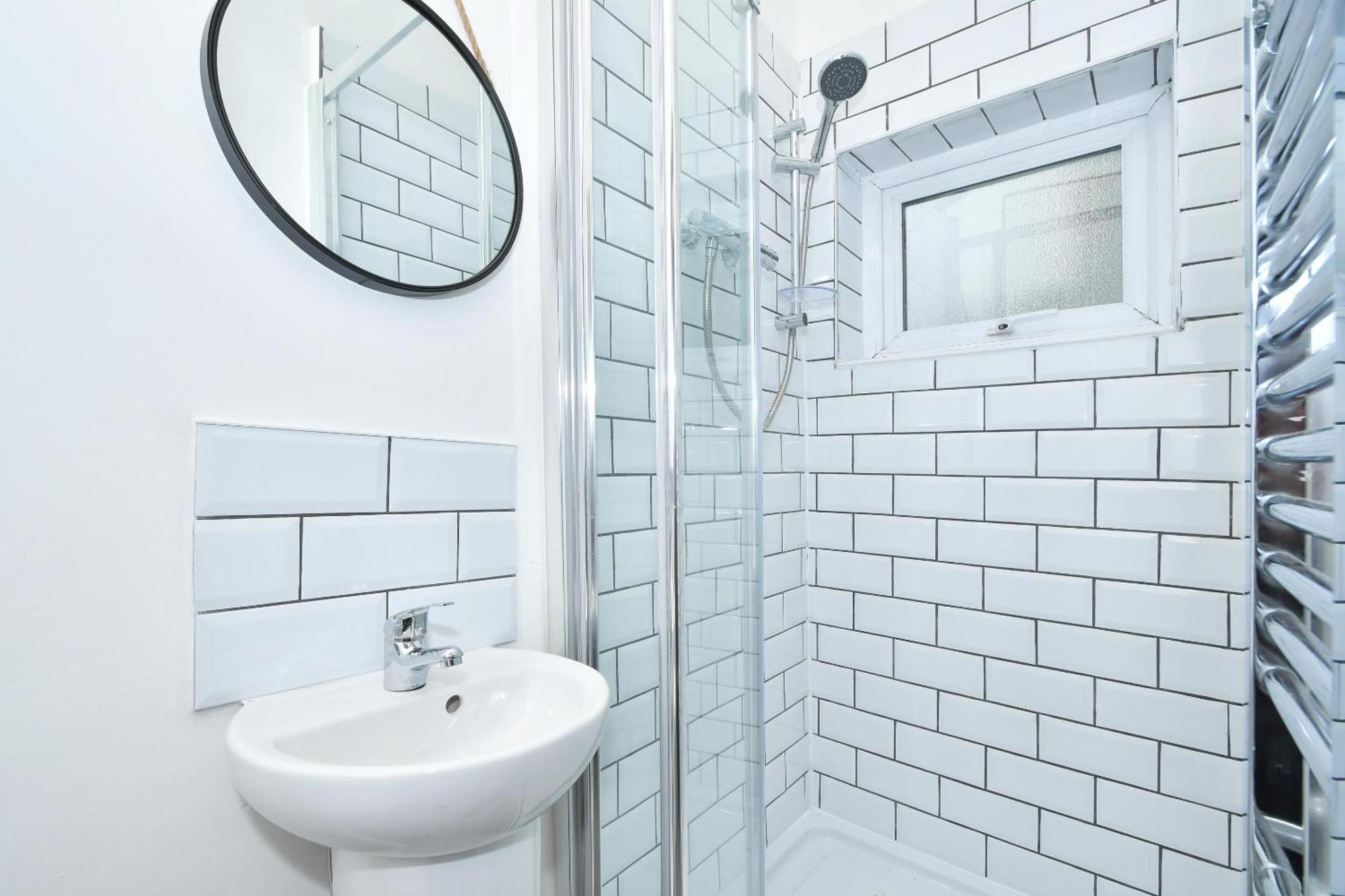 Townhouse @ 202 Walthall Street Crewe Extérieur photo
